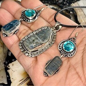 Disthene Blue Kyanite Pendant & Earrings Set